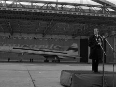 Former Labour minister Tony Benn at the unveiling of Concorde. (c) André Cros under CC BY-SA 4.0.